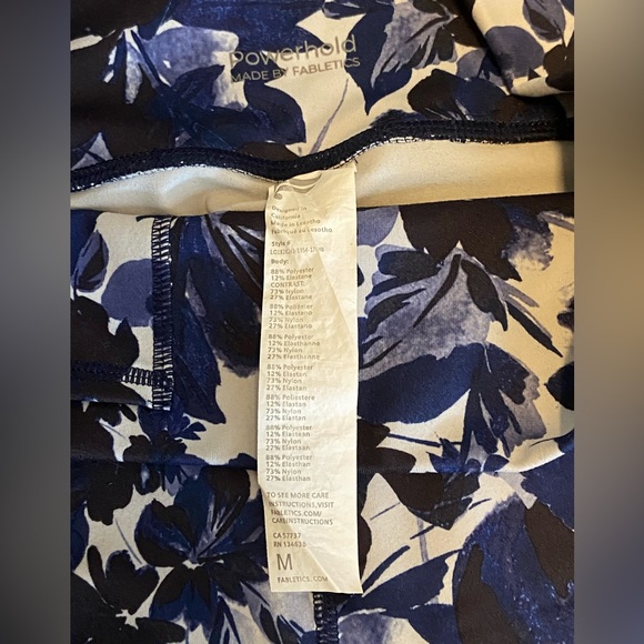 Fabletics Define Powerhold High Waisted 7/8 Leggings - Picture 3 of 3